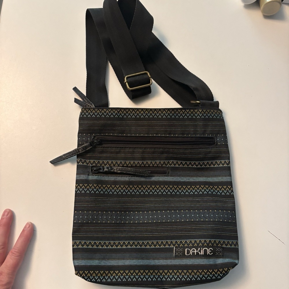 Dakine Women's Crossbody Side Bag Adjustable Canvas Pouch Multi Color